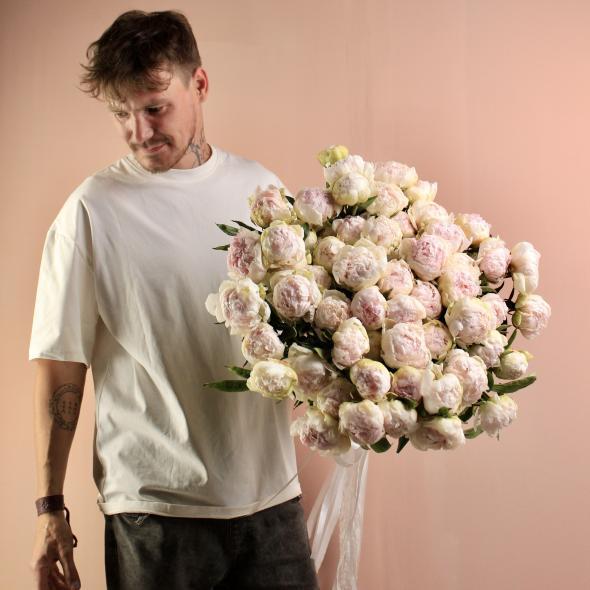 Пион розовый (цена за 1 шт)