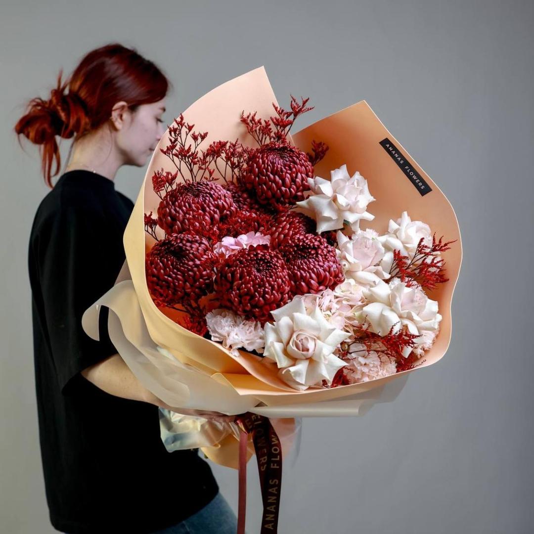 Авторский букет Красное полусладкое