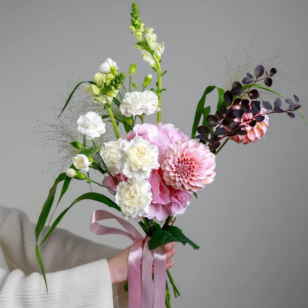 Цветочная подписка в 4-ёх размерах (выгода 20%)