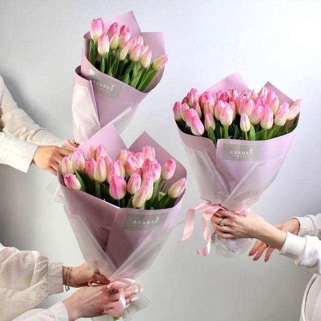 Букет из нежных тюльпанов (в трёх размерах)