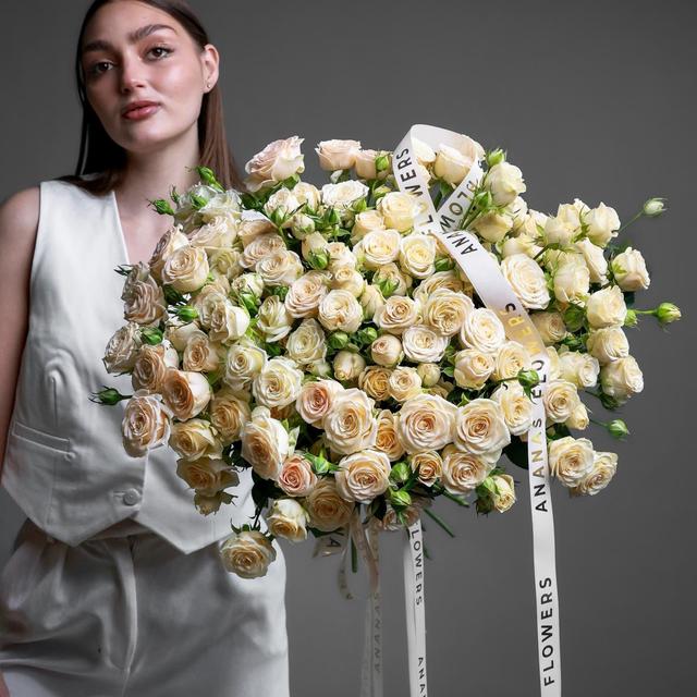 Роза кустовая пионовидная (оттенки в ассортименте) Роза кустовая пионовидная (оттенки в ассортименте)