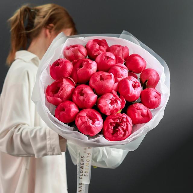 Монобукет из 19 розовых пионов