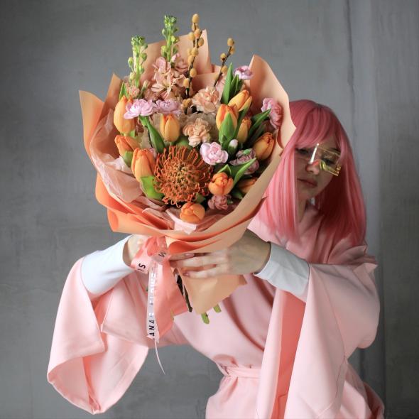 Оранжевый моти