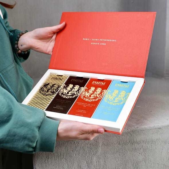 Подарочная коллекция шоколадных плиток СЧАСТЬЕ