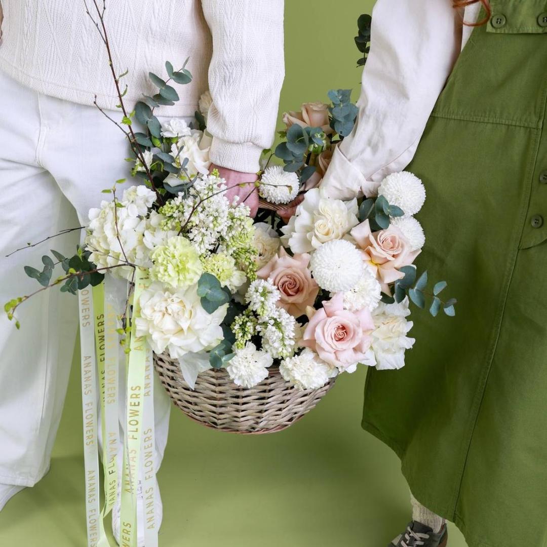 Композиция в корзине История на двоих