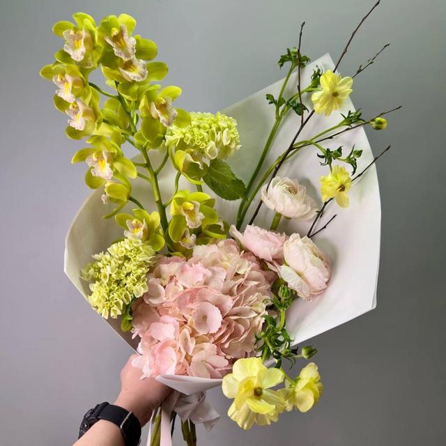 Букет готовый №18