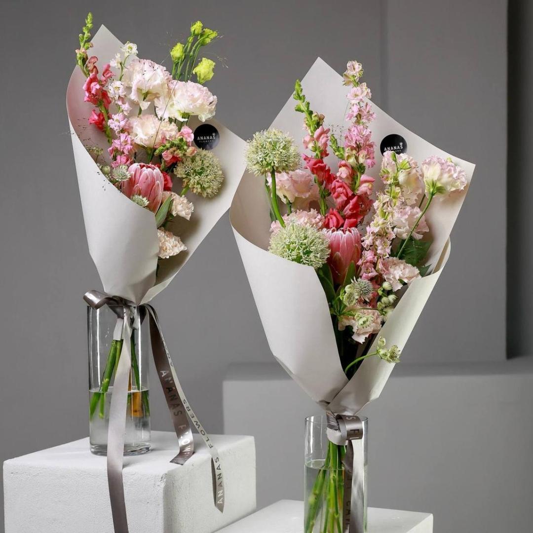 Авторский кулек с экзотичной протеей (в двух размерах)