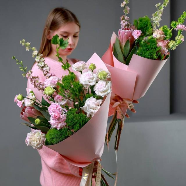 Букет Совершенства экзотики (в двух размерах) Букет Совершенства экзотики (в двух размерах)