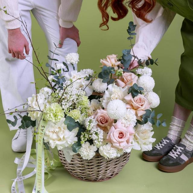 Композиция в корзине История на двоих Композиция в корзине История на двоих