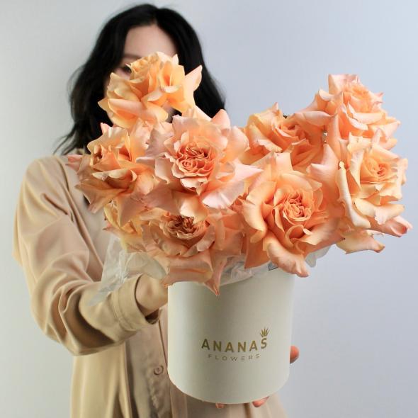 Композиция из сортовых роз SHIMMER Композиция из сортовых роз SHIMMER