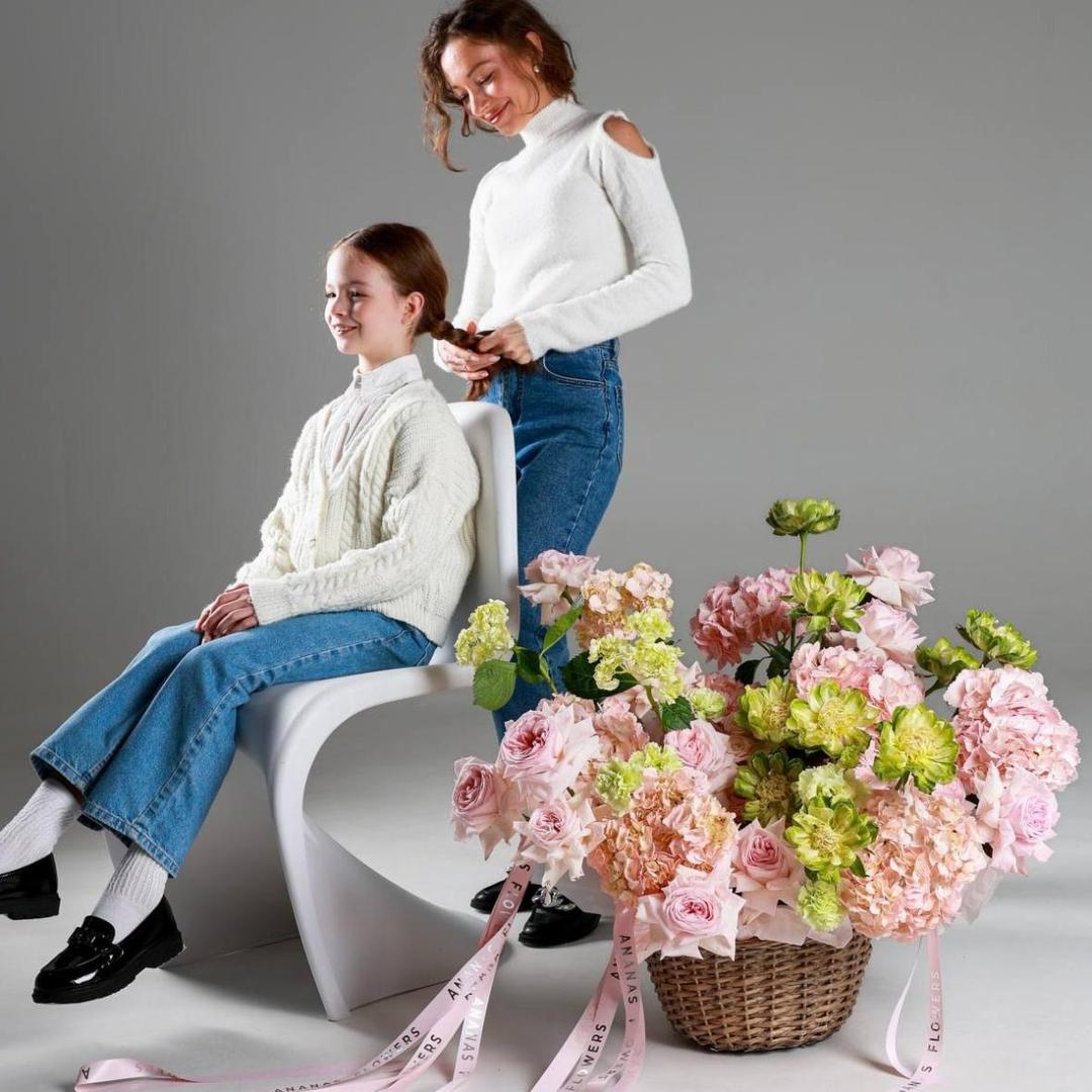 Композиция в корзине Розовый замок