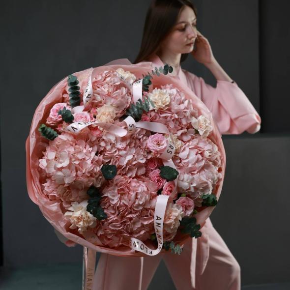 Букет Нежность (в 2-х размерах) Букет Нежность (в 2-х размерах)