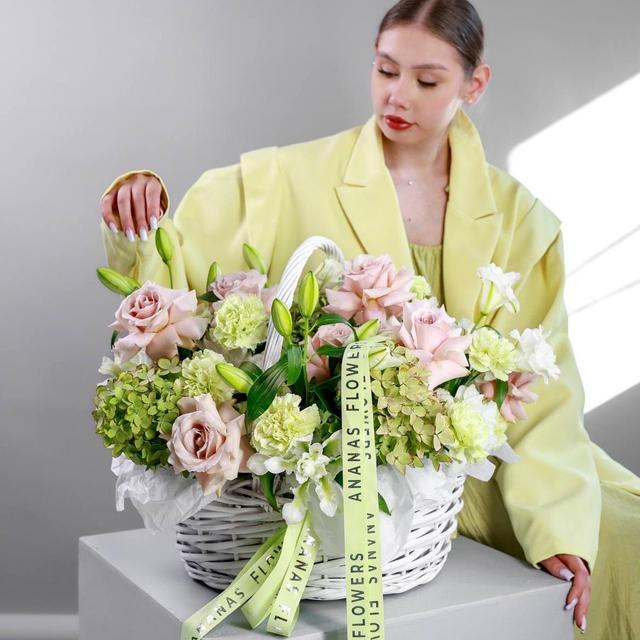 Авторская корзина Цветочная элегия Авторская корзина Цветочная элегия