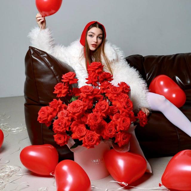 Композиция Миллион алых роз Композиция Миллион алых роз