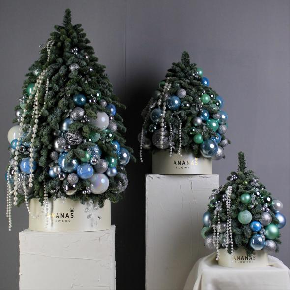 ЕЛКА В ГОЛУБОЙ ГАММЕ (В ТРЕХ РАЗМЕРАХ) ЕЛКА В ГОЛУБОЙ ГАММЕ (В ТРЕХ РАЗМЕРАХ)