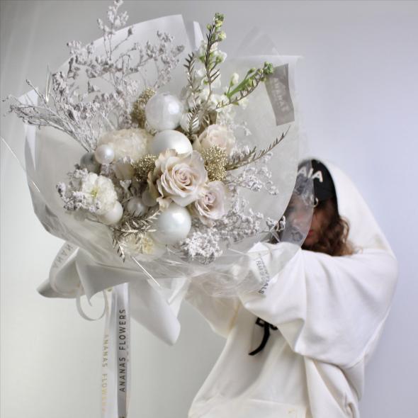 Белый иней Белый иней